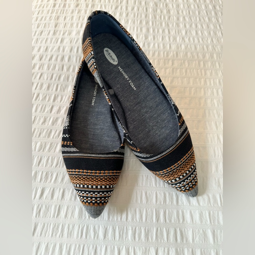 Dr. Scholls | Women’s Memory Foam Pointed Tribal Striped Lily Flat (Size 6.5)
